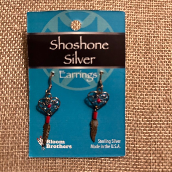 Red dream catcher necklace & earrings. 17 in length necklace - Picture 9 of 9